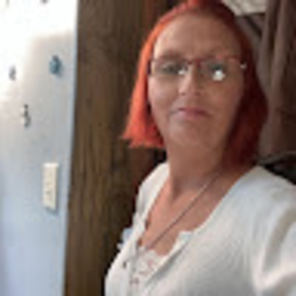Meet your Posher, Shirley I'm selling homemade crafts and pillow coverings .
